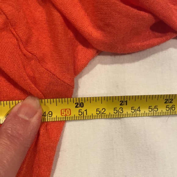 Lightweight cover up - Picture 6 of 8